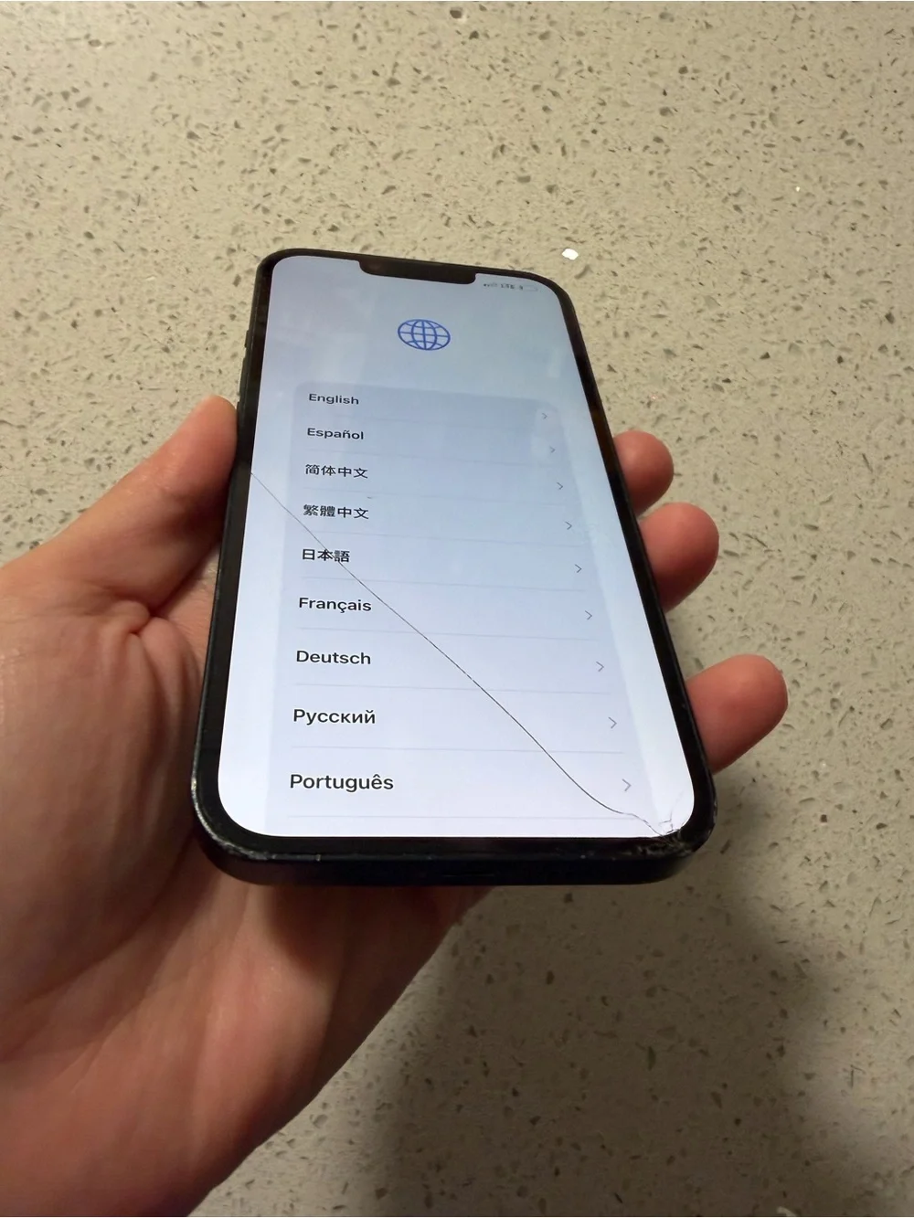Apple iPhone 13 - Black